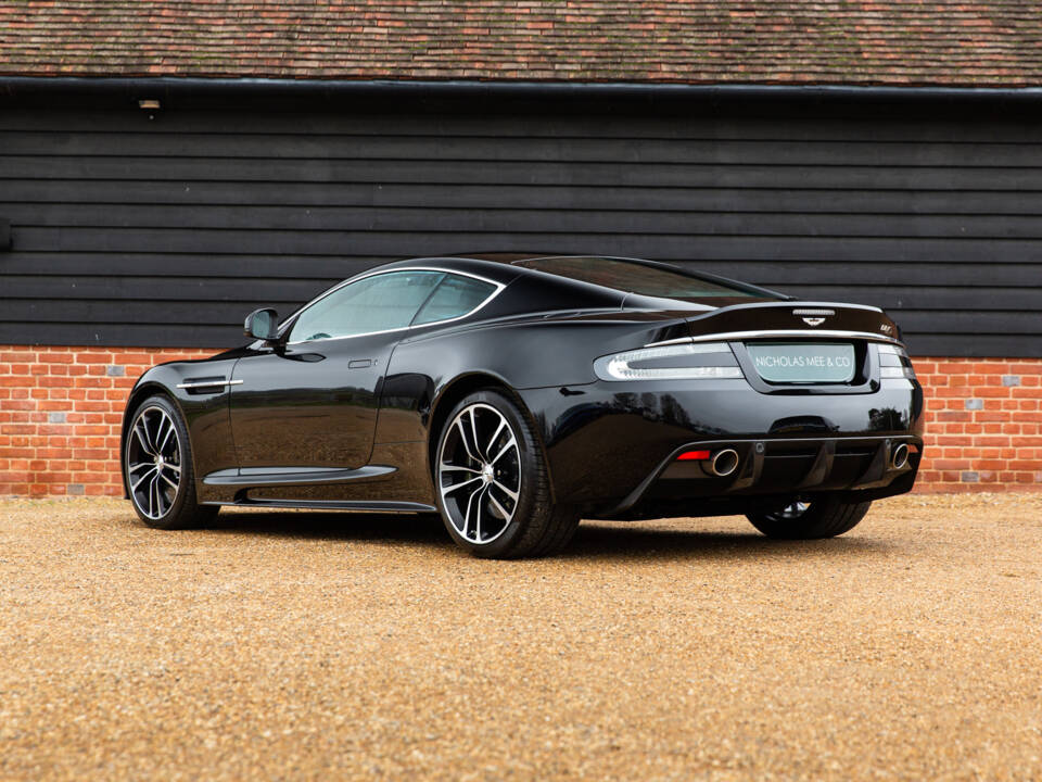 Immagine 91/98 di Aston Martin DBS (2010)