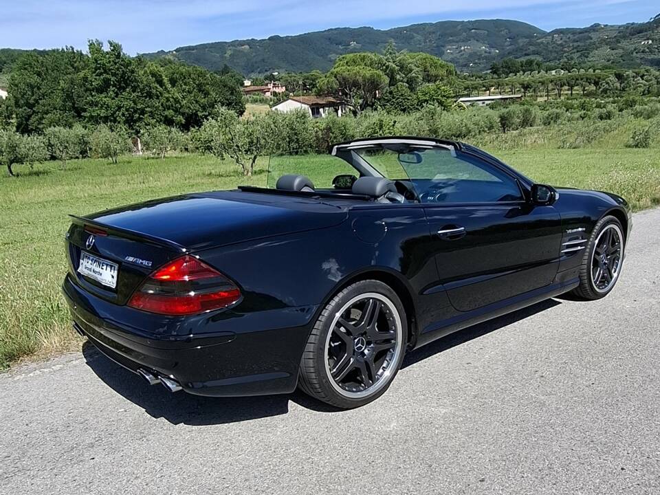 Image 3/9 of Mercedes-Benz SL 55 AMG (2003)