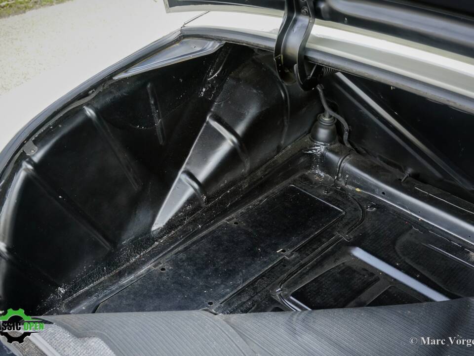 Bild 44/44 von Mercedes-Benz 220 S (1958)