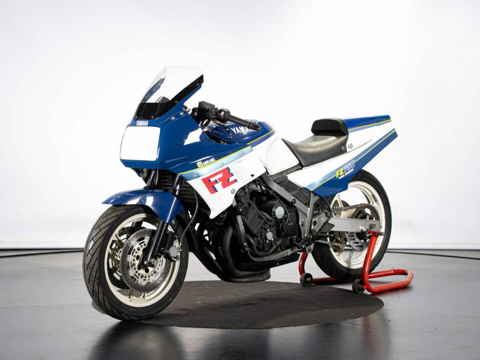 Bild 8/50 von Yamaha FZ 750 (1986)