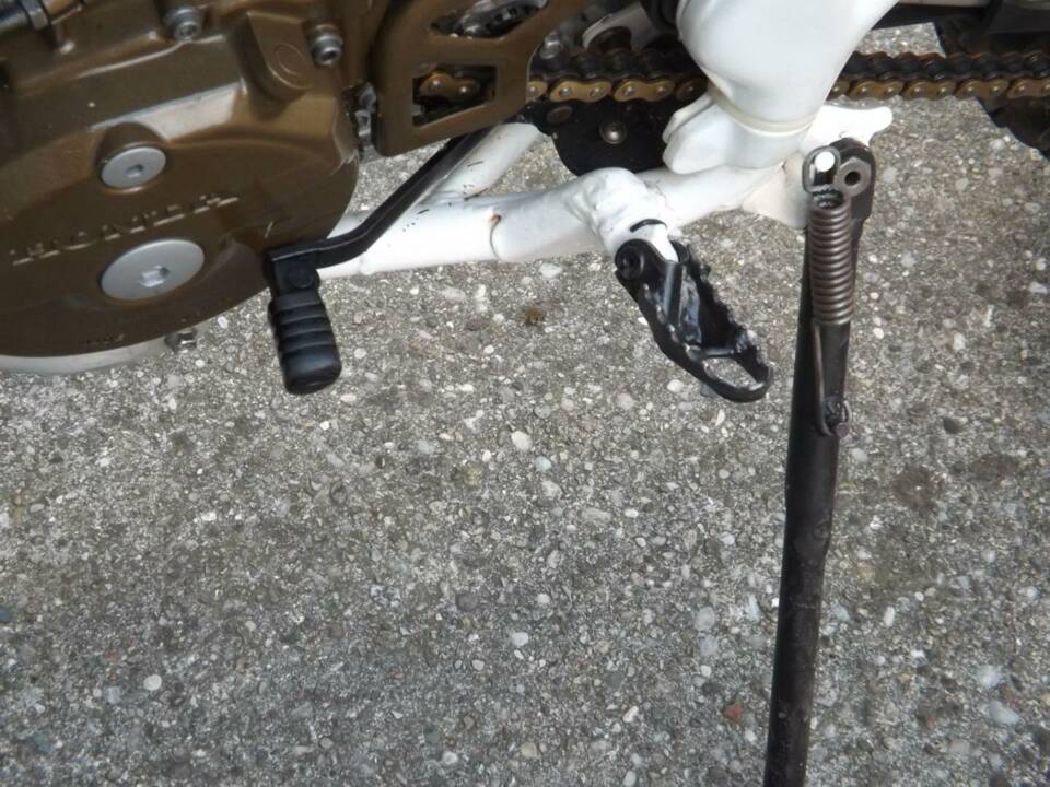 Image 46/50 of Honda XR 600R (1988)