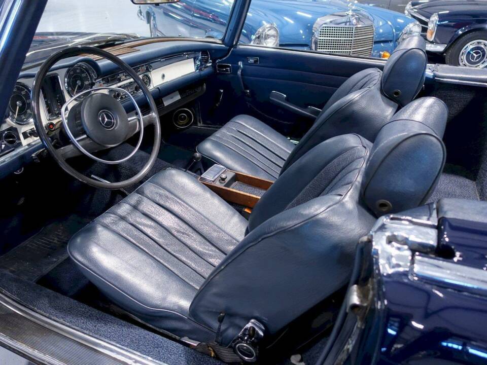 Imagen 21/36 de Mercedes-Benz 280 SL (1971)
