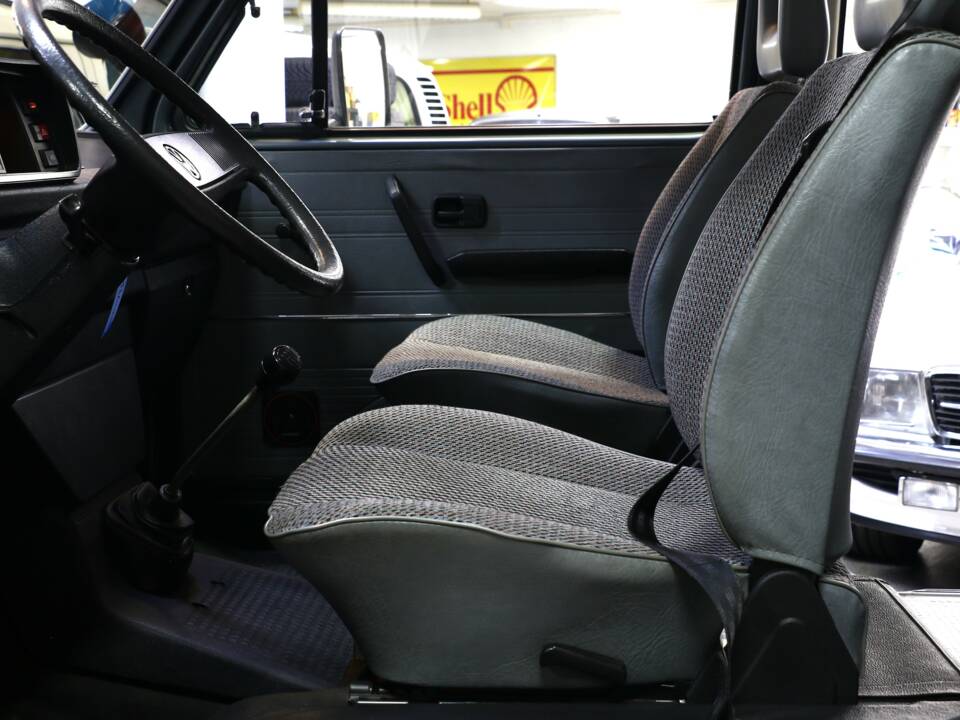 Bild 32/50 von Volkswagen T3 Caravelle GL 1.9 (1987)
