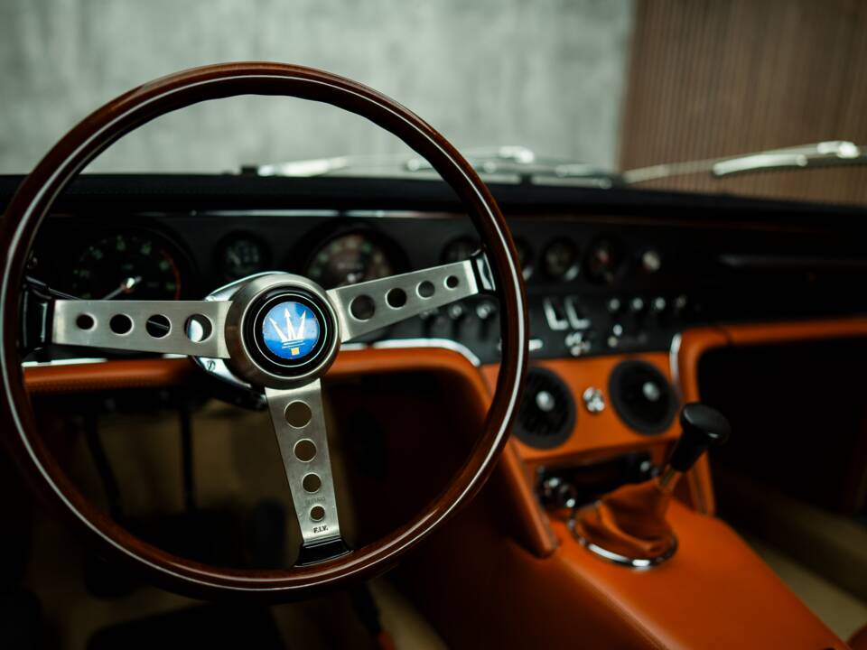 Bild 55/100 von Maserati Ghibli (1968)