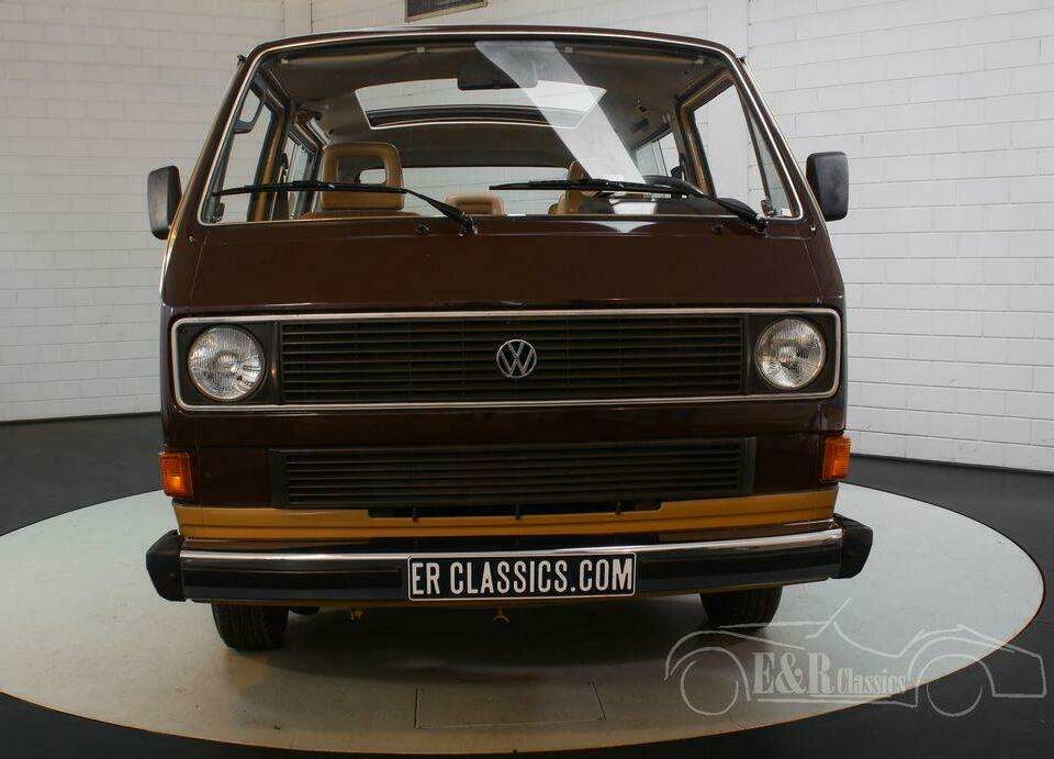 Image 4/19 de Volkswagen T3 Caravelle CL 1.6 (1984)