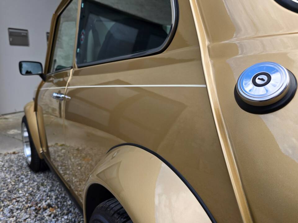Immagine 22/32 di Mini Cooper 1.3i MPI (2000)