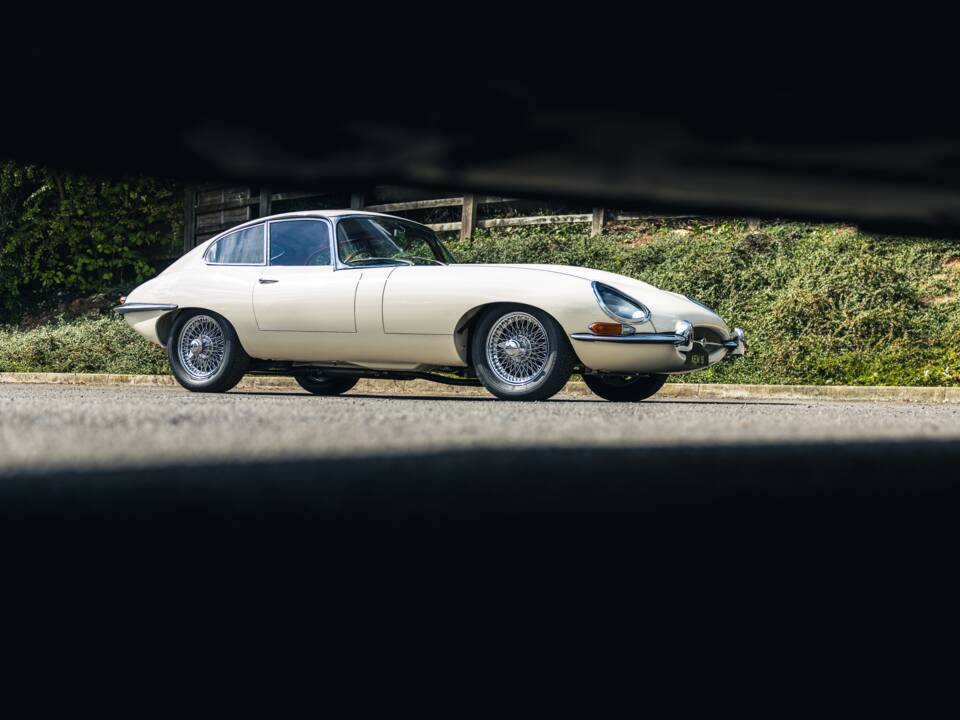 Image 7/50 de Jaguar Type E 3.8 (1963)