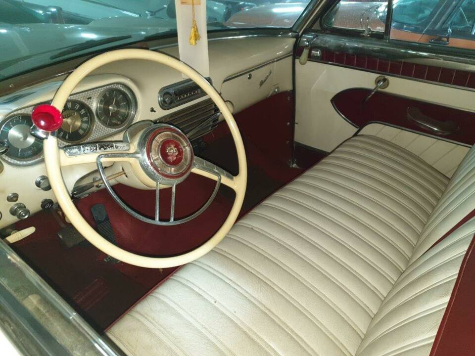 Bild 35/43 von Packard 250 (1953)