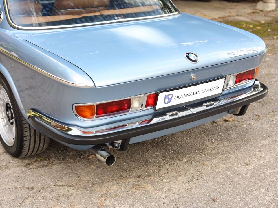 Image 47/73 of BMW 3.0 CSi (1973)