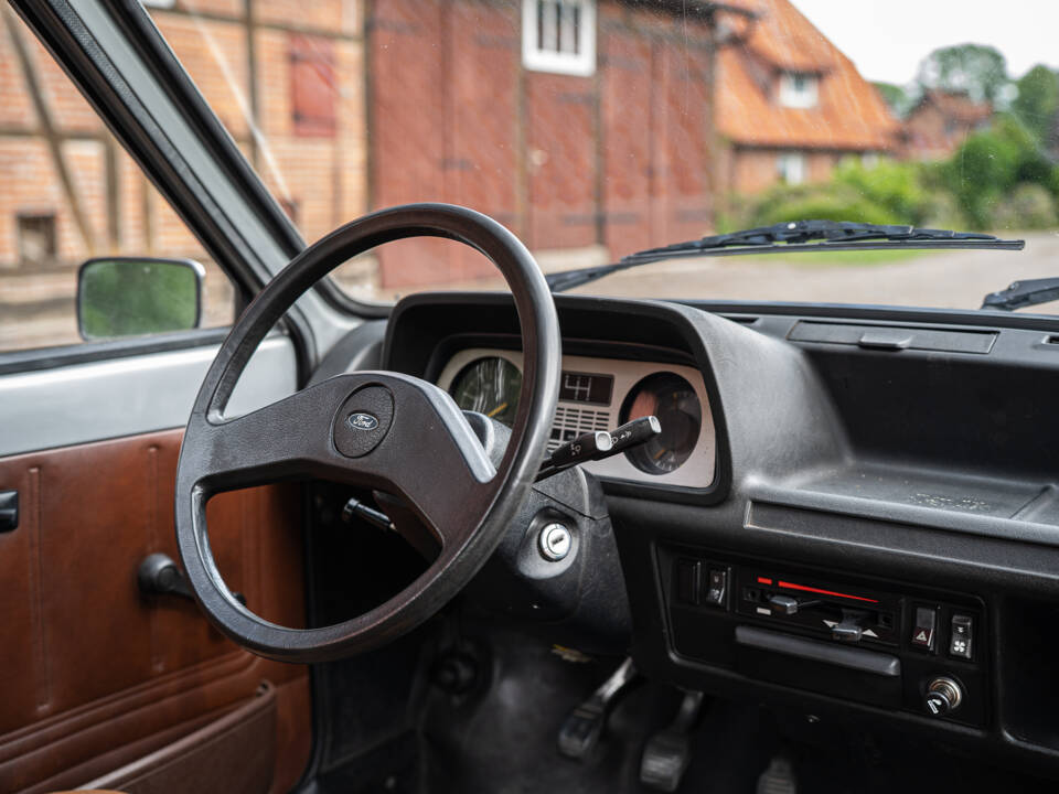 Image 27/36 of Ford Fiesta (1977)
