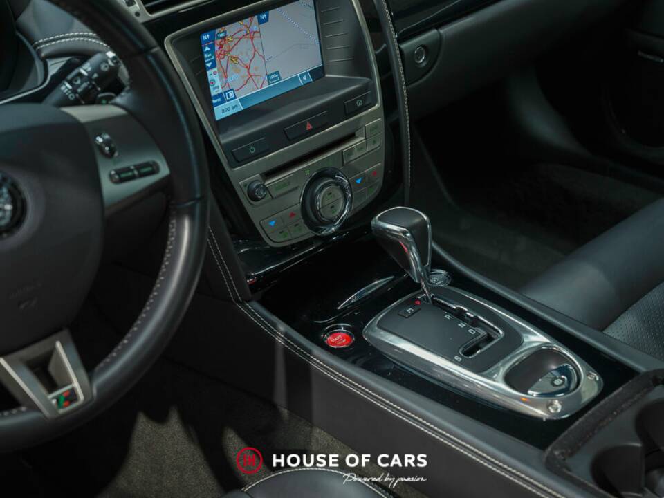 Bild 21/25 von Jaguar XKR (2009)