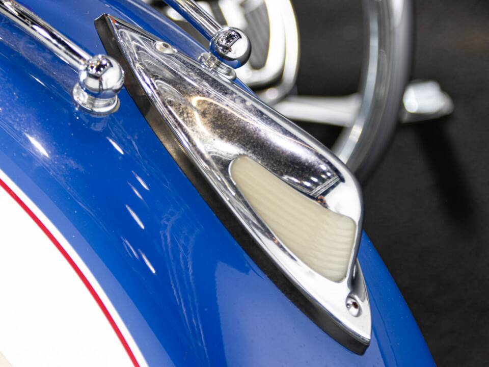 Immagine 46/50 di Harley-Davidson FXSTS Softail Springer (2000)