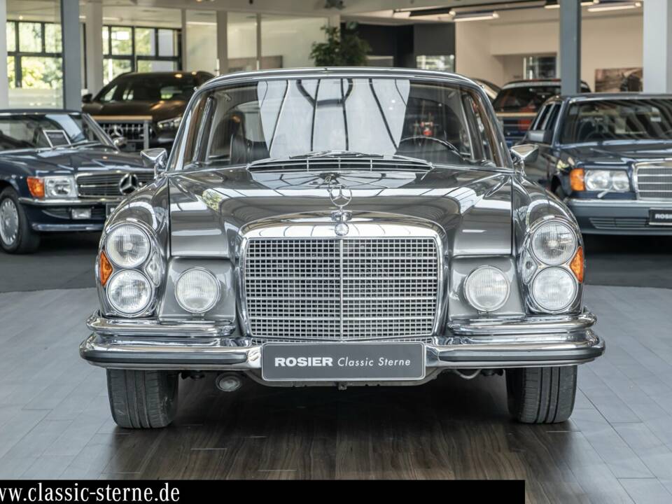 Bild 8/15 von Mercedes-Benz 280 SE 3,5 (1970)