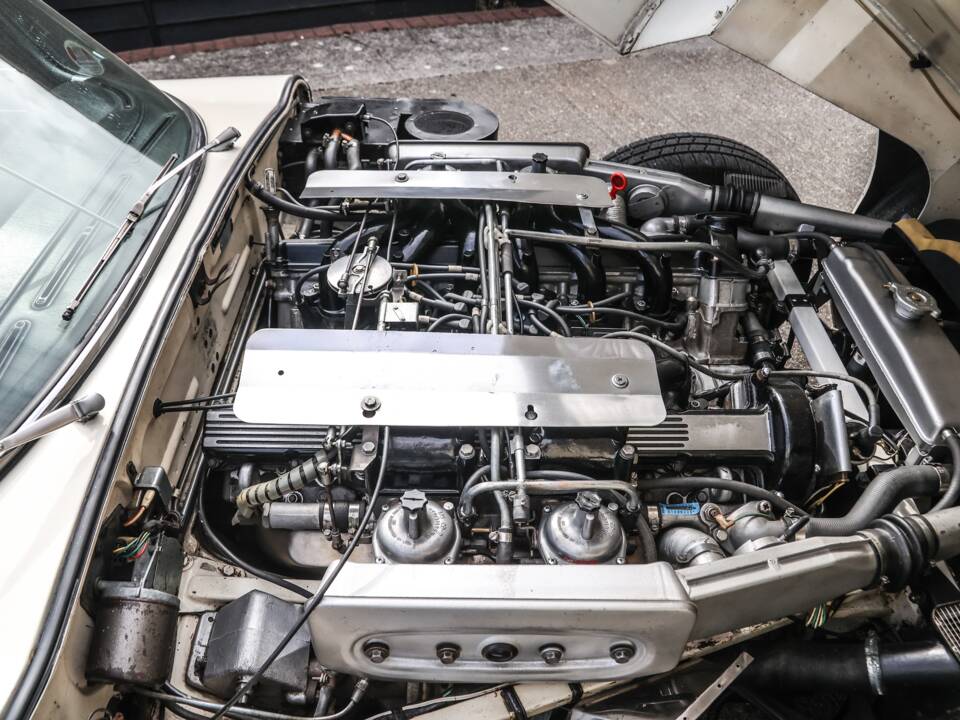 Bild 31/41 von Jaguar E-Type V12 (1972)
