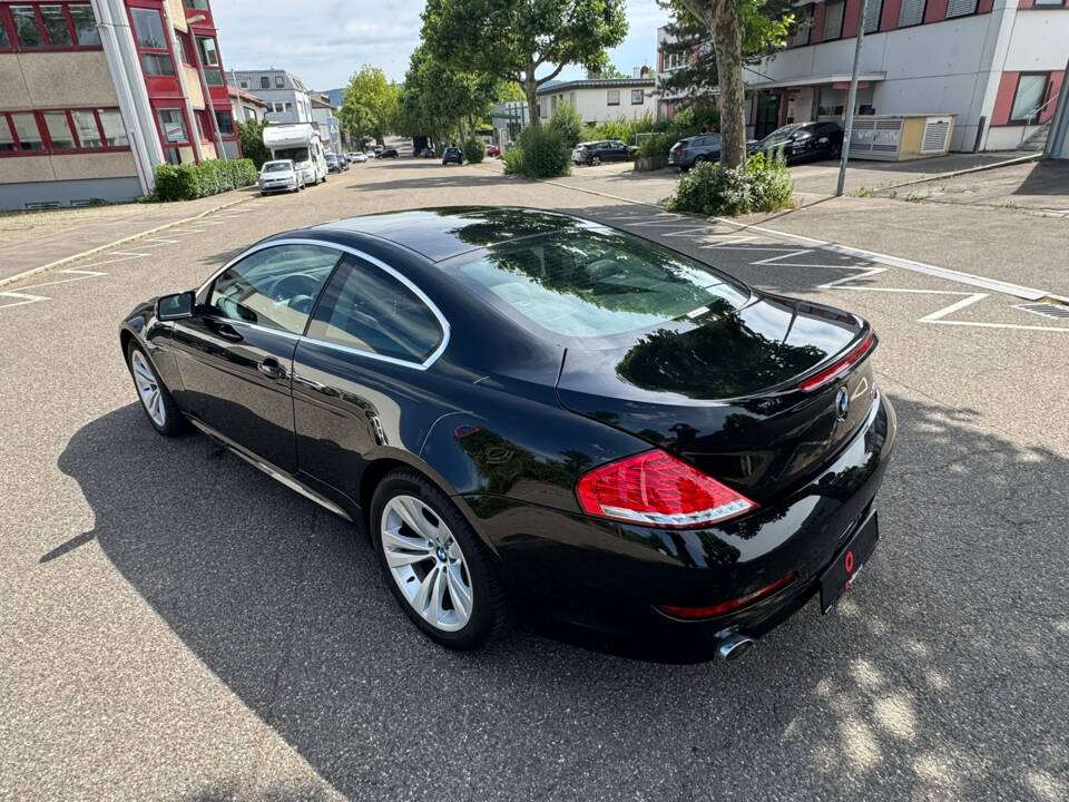 Bild 19/99 von BMW 650i (2007)