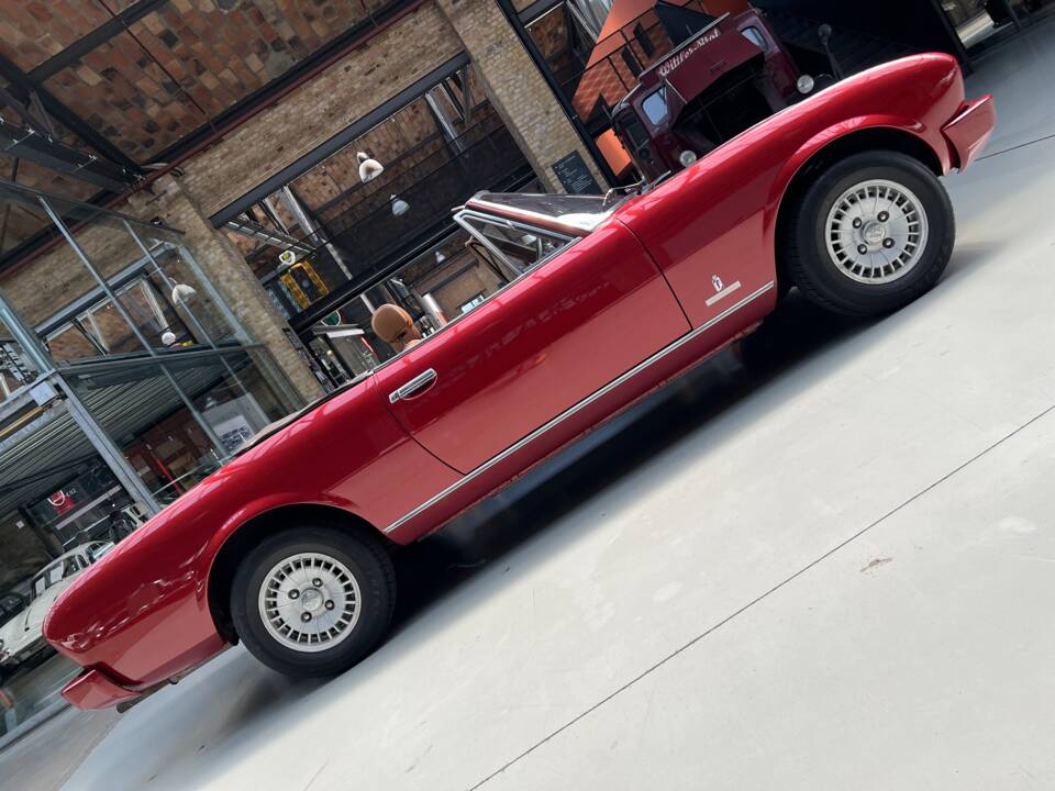 Image 8/28 of Peugeot 504 Convertible (1981)