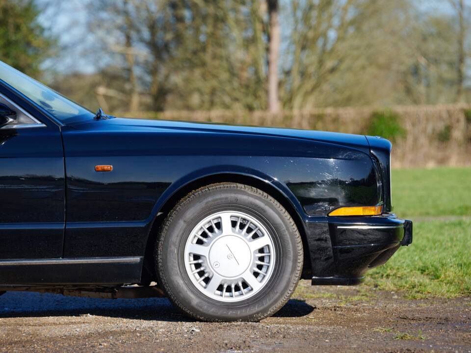 Image 7/50 of Bentley Continental R (1993)