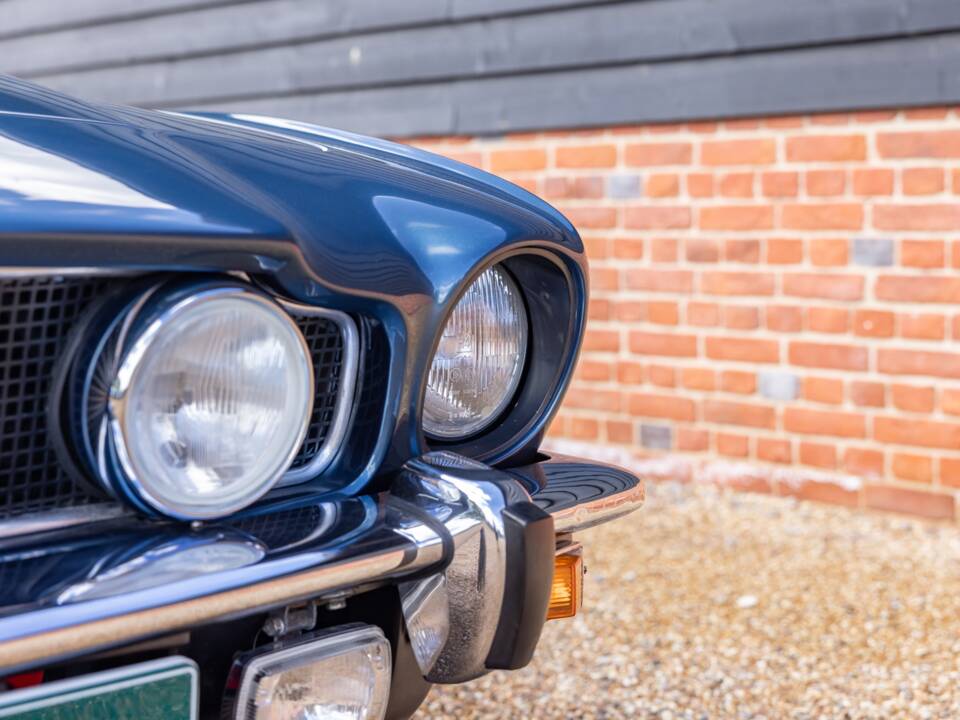Bild 35/70 von Aston Martin V8 EFi (1988)