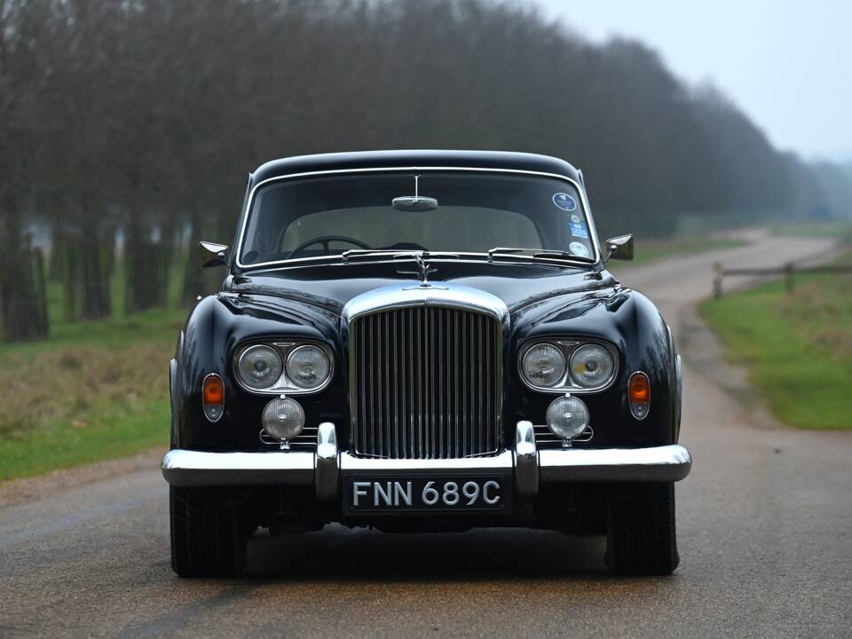 Bild 6/21 von Bentley S 3 Continental Flying Spur (1965)