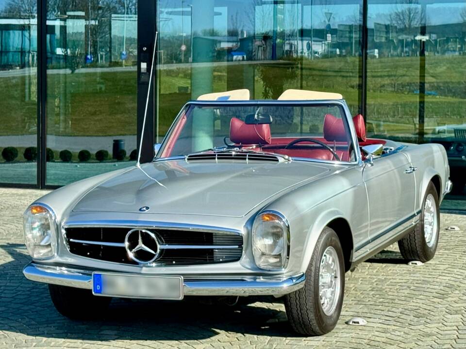 Afbeelding 1/23 van Mercedes-Benz 280 SL (1970)