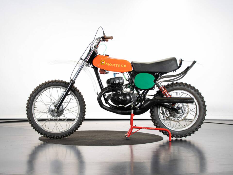 Immagine 1/48 di Montesa Cappra 250 VR (1974)
