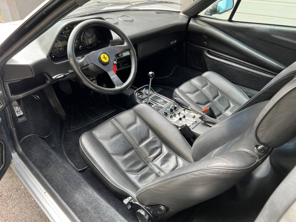 Bild 9/12 von Ferrari 308 GTSi Quattrovalvole (1984)