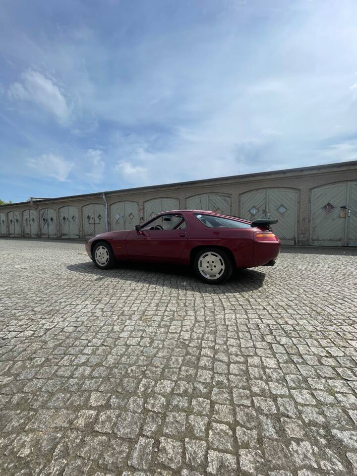 Image 11/11 de Porsche 928 S4 (1988)