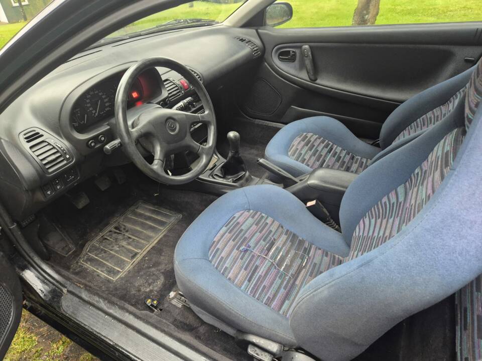 Immagine 10/33 di Mazda MX-3 1.8 (1991)