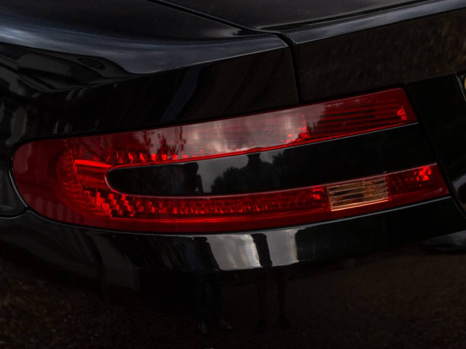 Bild 49/50 von Aston Martin DB 9 Volante (2006)