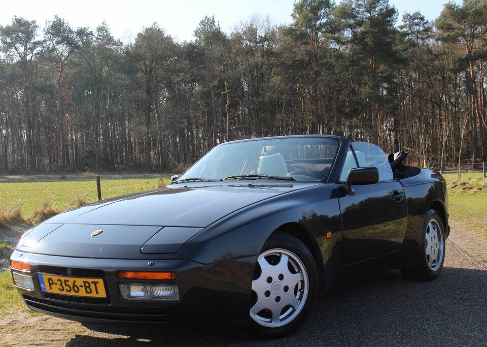 Image 3/8 of Porsche 944 S2 (1990)