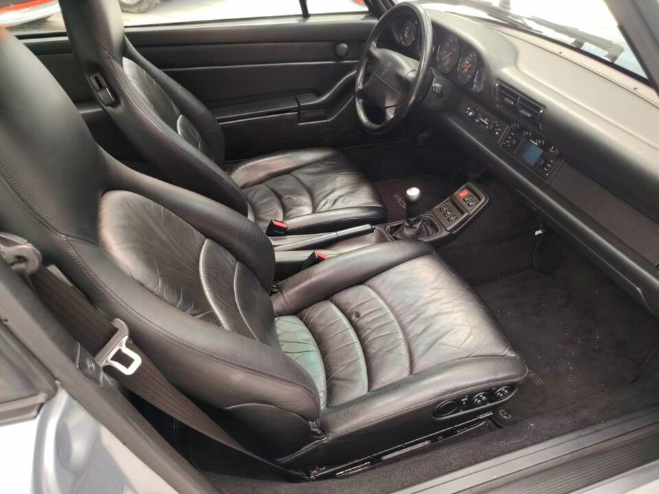Bild 38/72 von Porsche 911 Carrera 4S (1995)