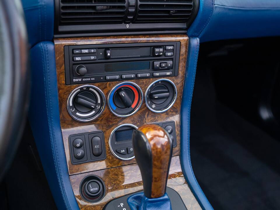 Bild 24/33 von BMW Z3 Cabriolet 3.0 (2002)