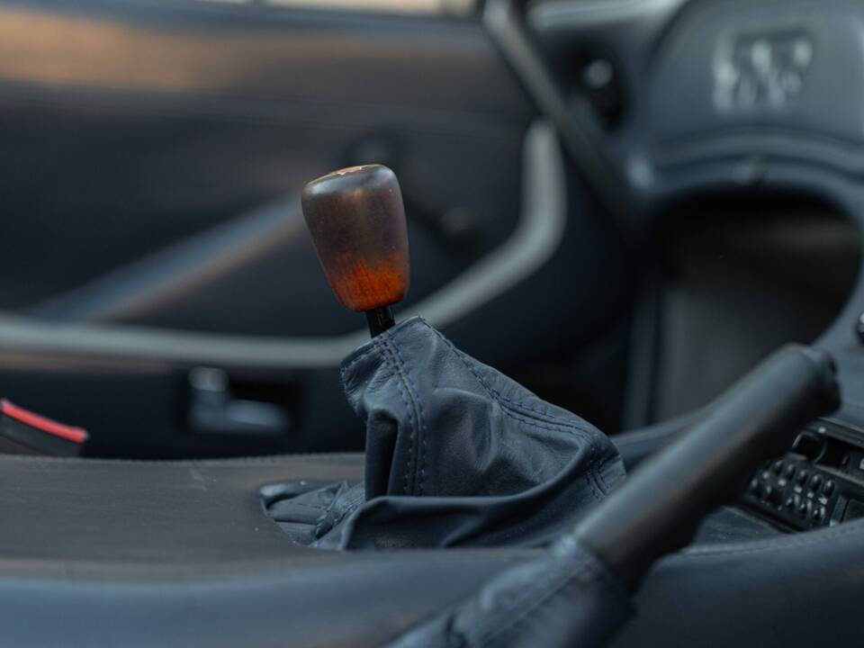 Immagine 44/50 di TVR S2 (1989)