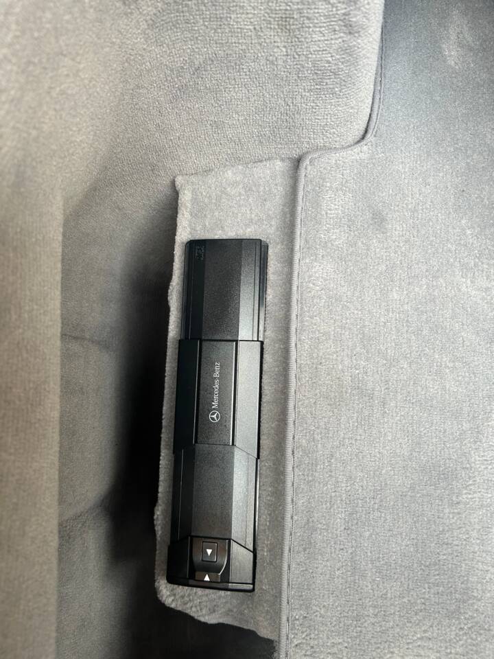 Image 10/27 of Mercedes-Benz CL 600 (1998)