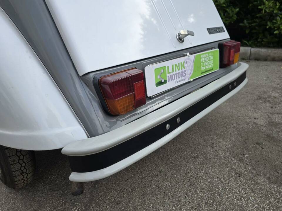 Bild 26/30 von Citroën 2 CV 6 Club (1985)