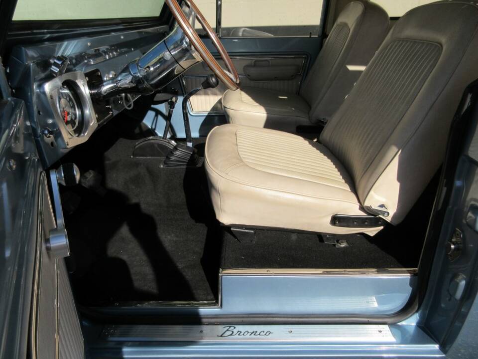 Bild 2/8 von Ford Bronco (1969)