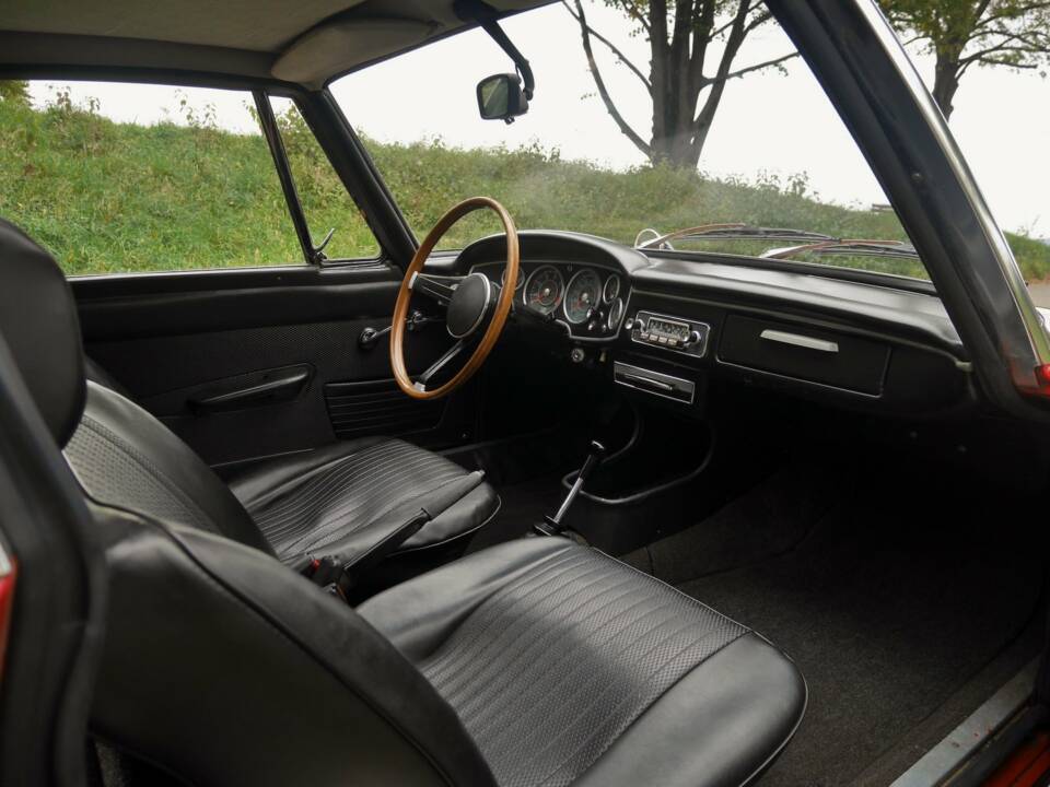 Immagine 31/38 di BMW 1600 GT (1968)