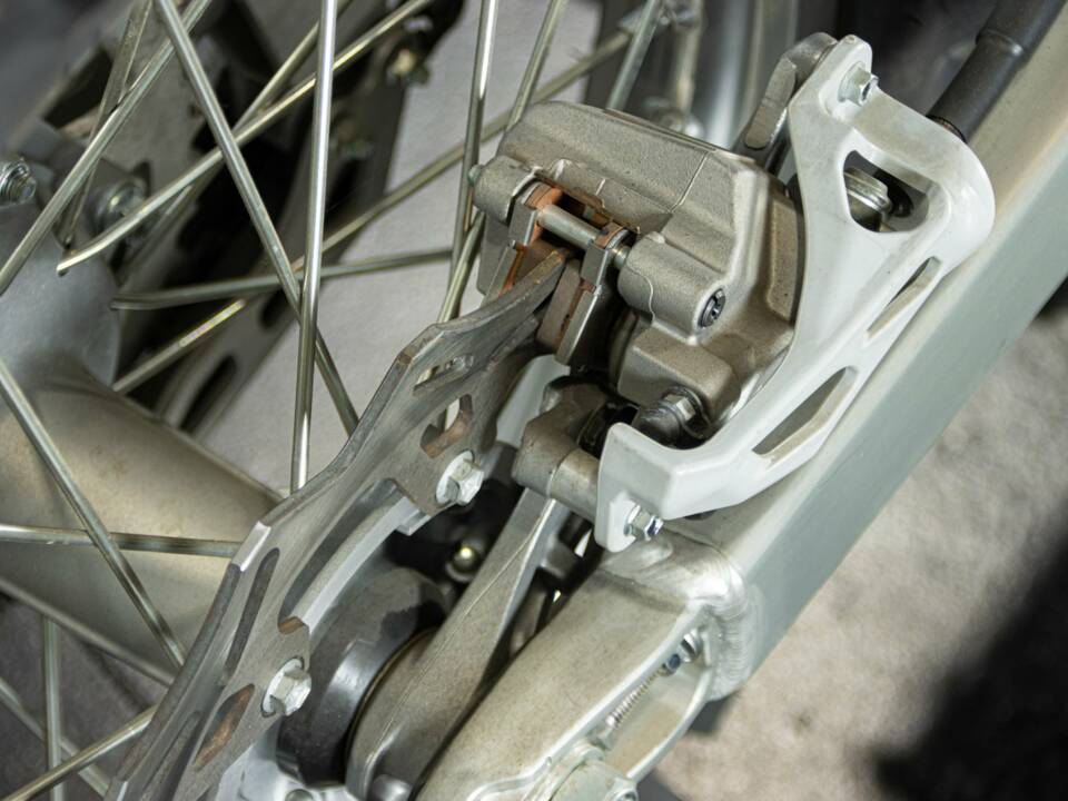 Image 37/50 de Yamaha DUMMY (2007)
