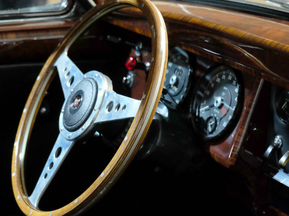 Bild 18/41 von Jaguar Mk II 3.8 (1962)