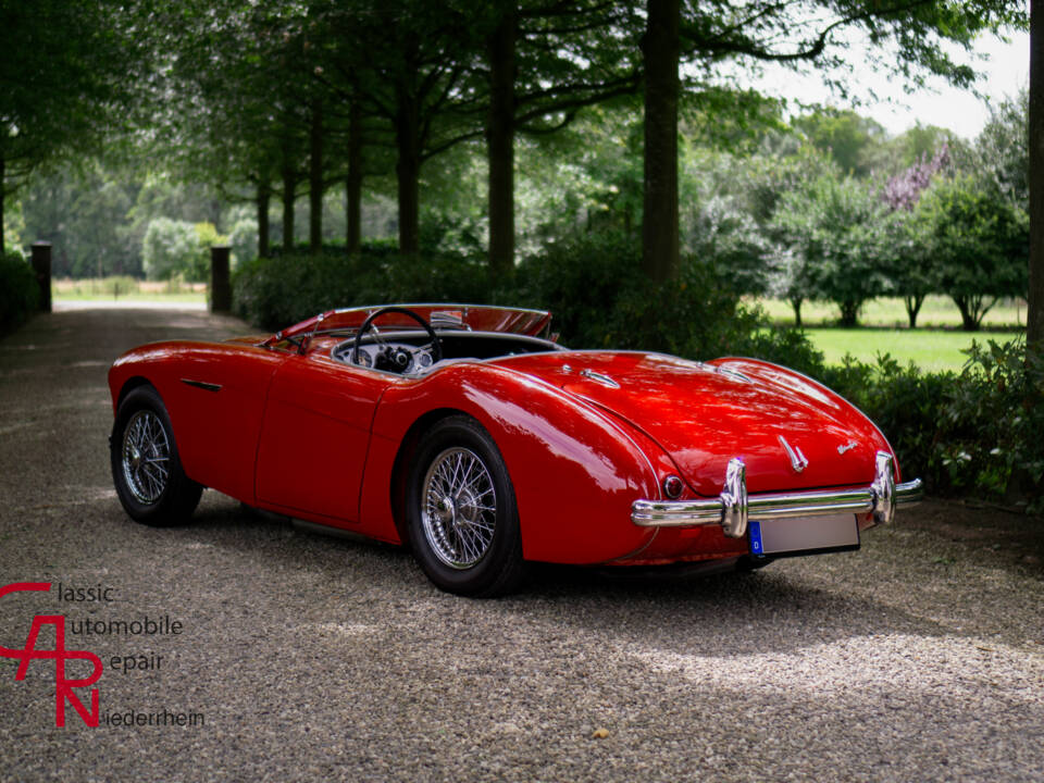 Image 4/18 of Austin-Healey 100&#x2F;4 (BN2) (1956)