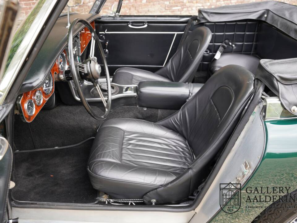 Afbeelding 38/50 van Austin-Healey 3000 Mk III (BJ8) (1966)