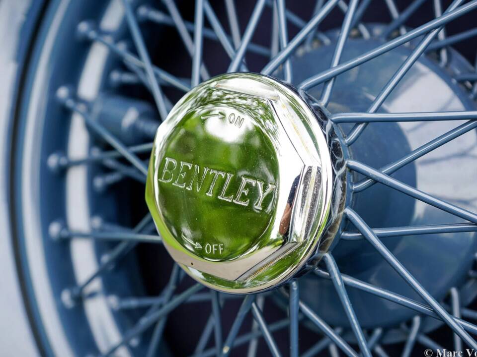 Image 43/59 of Bentley 4 1/4 Litre (1936)