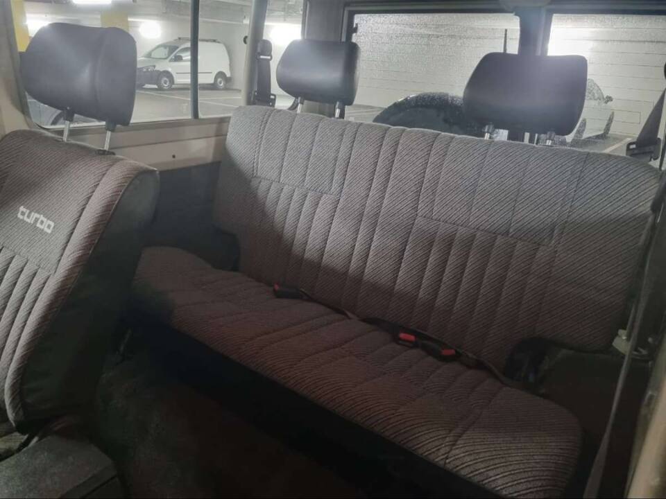 Immagine 8/19 di Toyota Land Cruiser Turbo LJ 70 (1987)