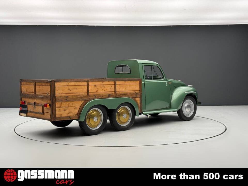 Image 8/15 of FIAT 500 C Furgonato (1951)