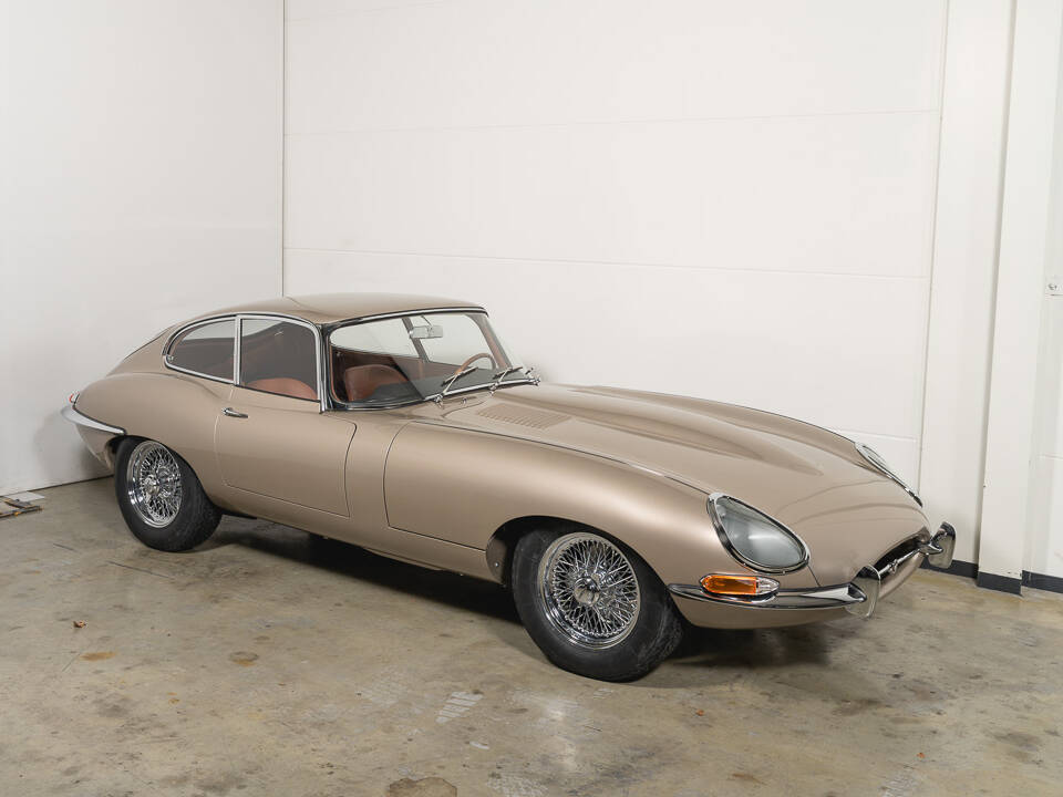 Image 3/27 de Jaguar Type E 3.8 (1962)