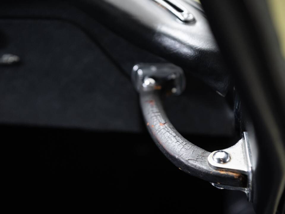 Imagen 12/40 de Jaguar E-Type (2+2) (1970)