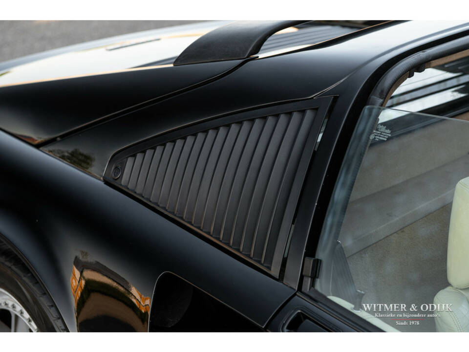 Image 30/41 de Ferrari 328 GTS (1989)