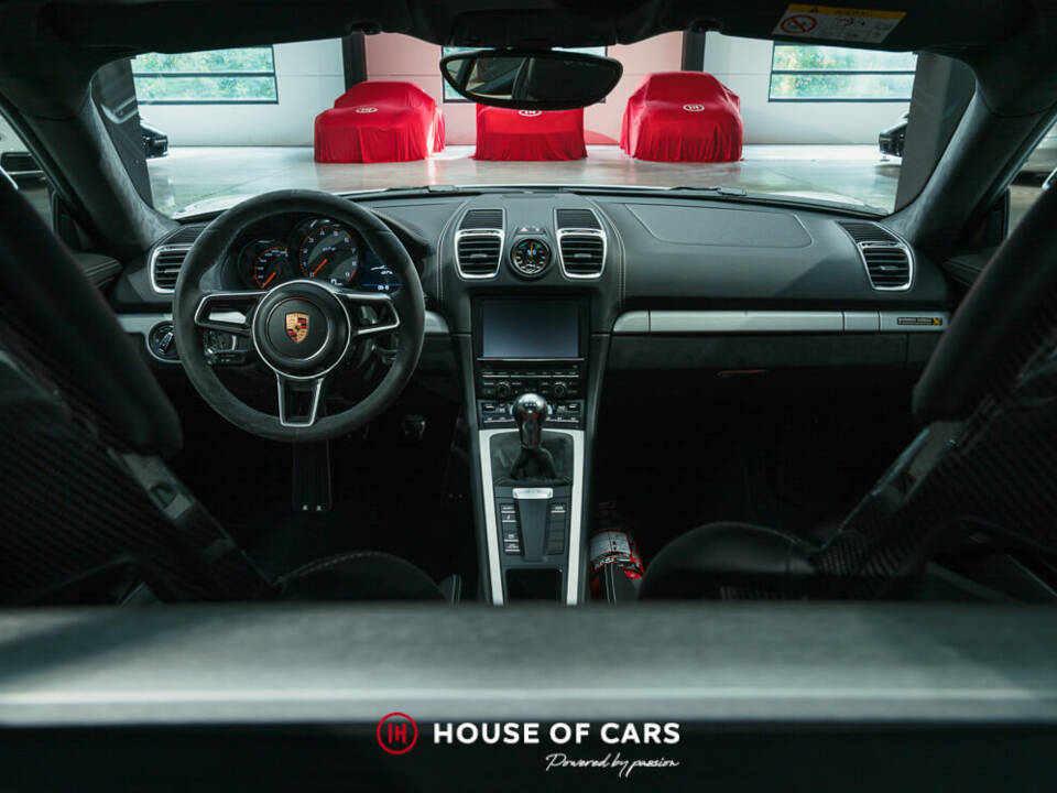 Immagine 16/24 di Porsche Cayman GT4 (2016)