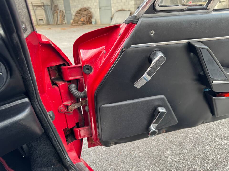 Bild 29/68 von Alfa Romeo 1.6 Spider (1988)