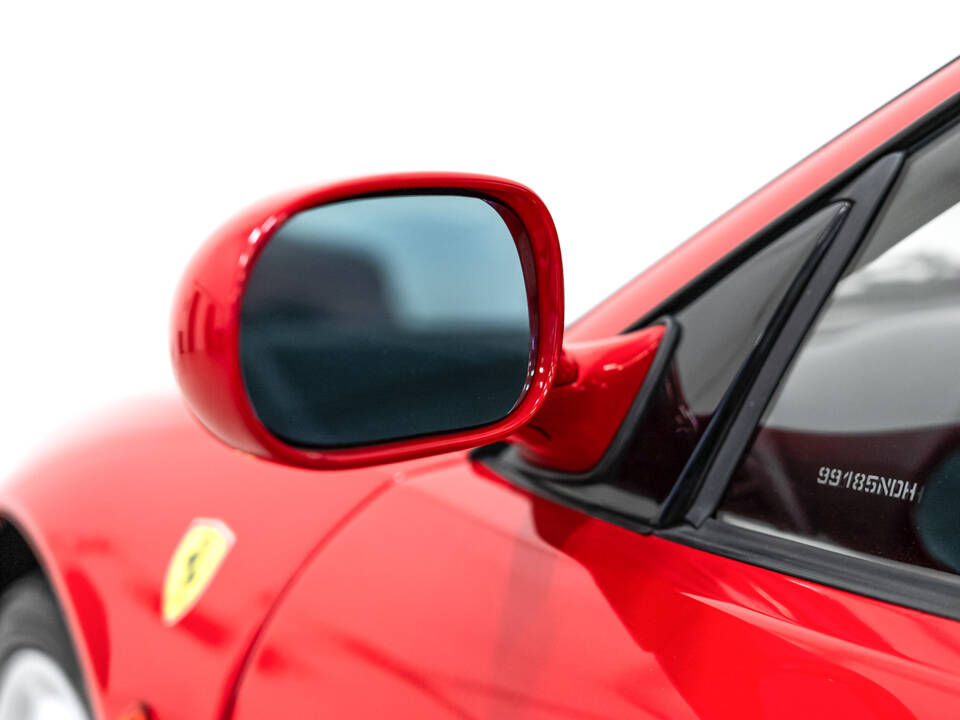 Afbeelding 25/55 van Ferrari F 355 Berlinetta (1994)